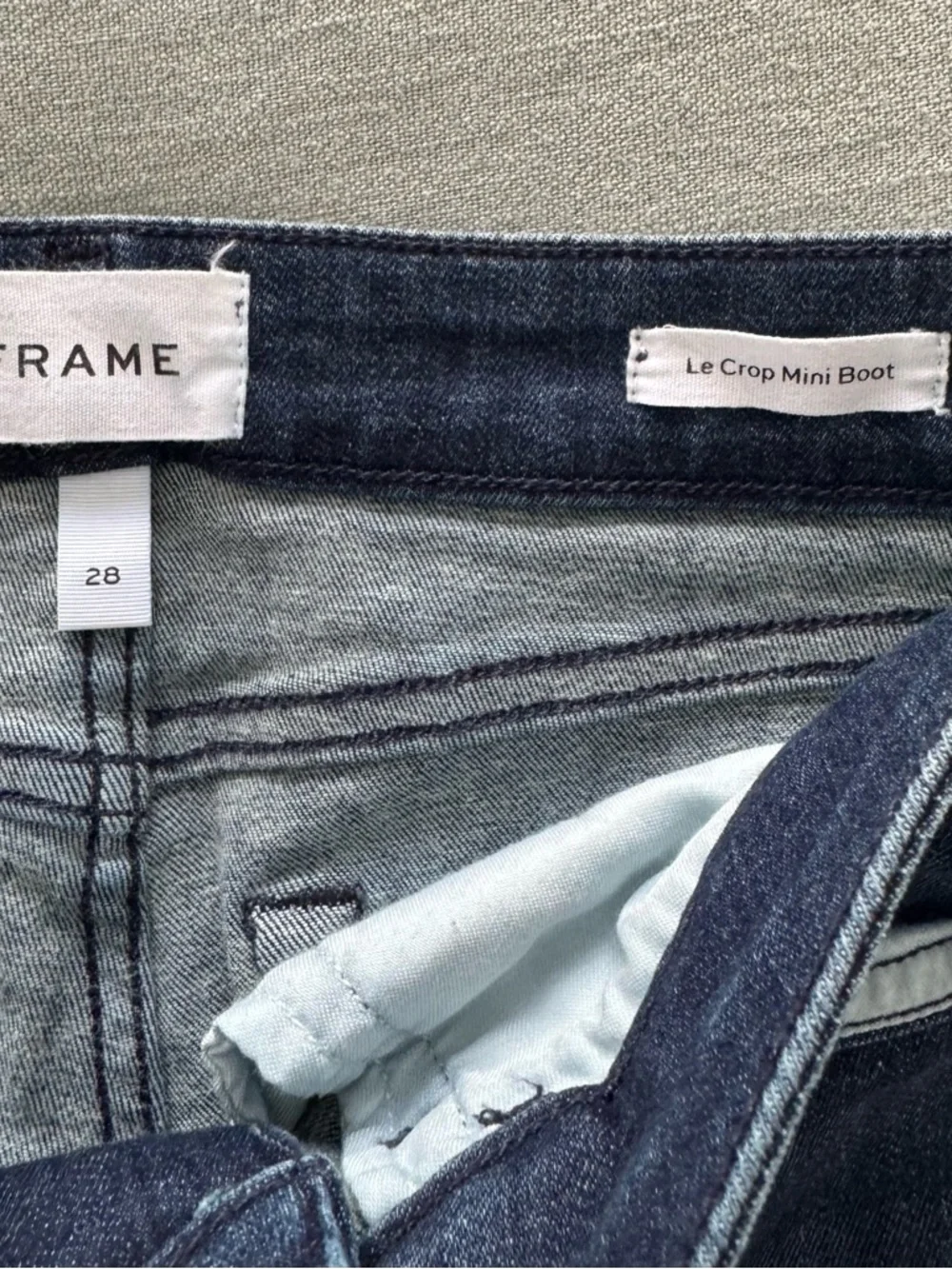 FRAME LE CROP MINI BOOT NAPLES FRAYED DESIGNER JEANS SZ 28 - Picture 12 of 16